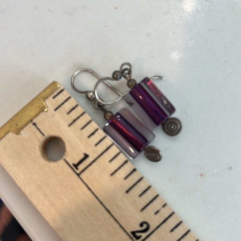Silver and glass amethyst earrings - Picture 4 of 4